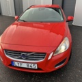 1123961-8 Volvo V60 T3 Manual, 150hp Momentum 2012