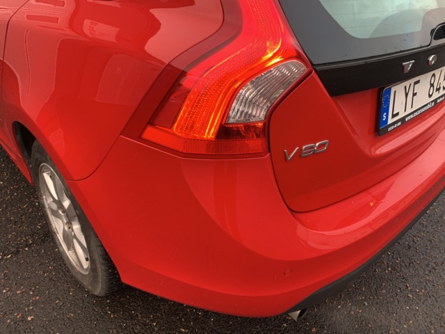 1123961-46 Volvo V60 T3 Manual, 150hp Momentum 2012