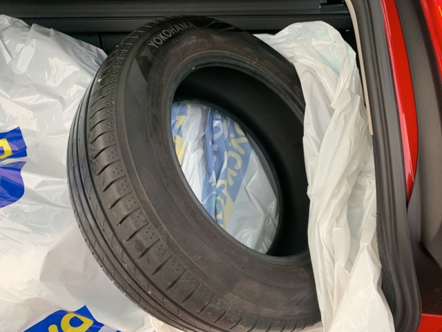 1123961-55 Volvo V60 T3 Manual, 150hp Momentum 2012