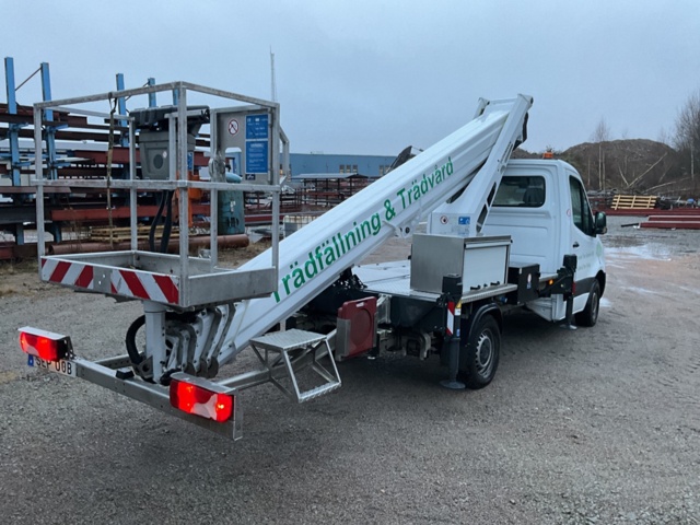 1061994-5 Mercedes-Benz Sprinter 314 CDI RWD Chassis 2.2 CDI with Ruthmann Lift TB 290