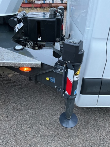 1061994-9 Mercedes-Benz Sprinter 314 CDI RWD Chassis 2.2 CDI with Ruthmann Lift TB 290