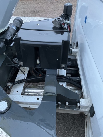 1061994-10 Mercedes-Benz Sprinter 314 CDI RWD Chassis 2.2 CDI with Ruthmann Lift TB 290