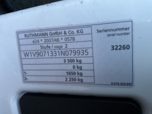 1061994-27 Mercedes-Benz Sprinter 314 CDI RWD Chassis 2.2 CDI with Ruthmann Lift TB 290