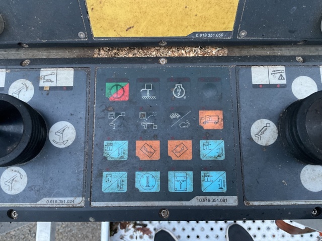 1061994-32 Mercedes-Benz Sprinter 314 CDI RWD Chassis 2.2 CDI with Ruthmann Lift TB 290