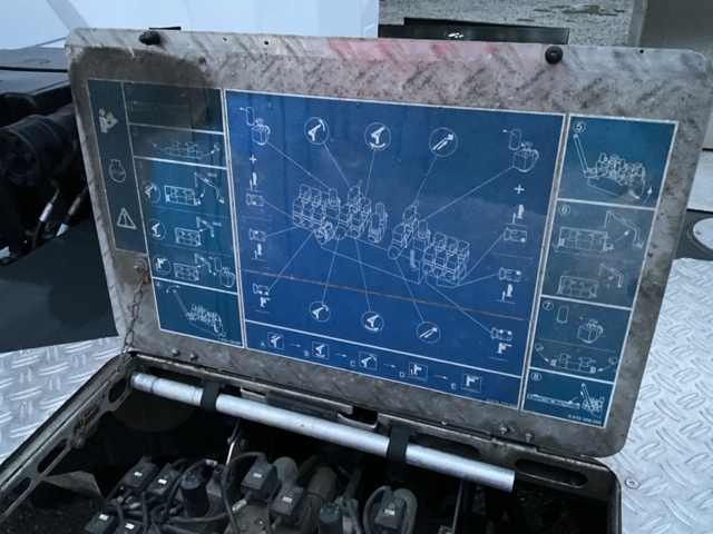 1061994-61 Mercedes-Benz Sprinter 314 CDI RWD Chassis 2.2 CDI with Ruthmann Lift TB 290