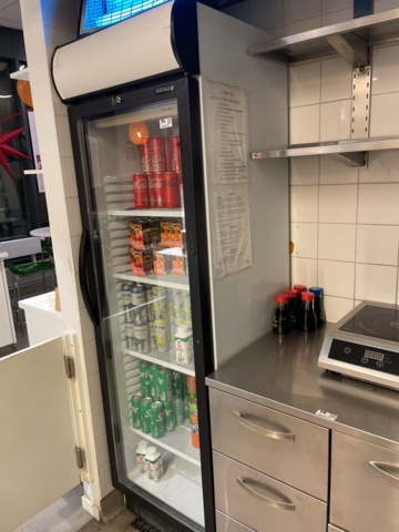 1085878-2 Beverage cooler with glass door Tefcold CEV425CP/R600a