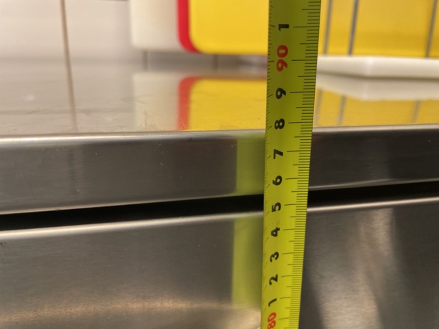 1085884-9 Cooler with 10 drawers & stainless steel workbench