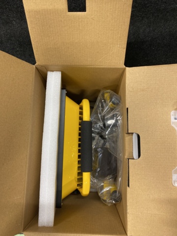 1118720-5 Arbetslampa LED 50W uppladdningsbar