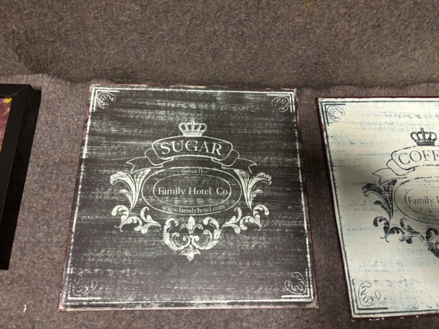 898662-4 Tin signs, lamps, clock, tea cans etc