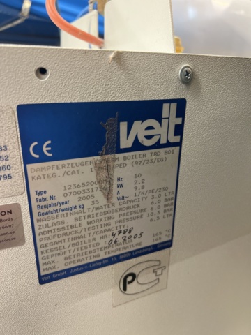 1052596-10 Ironing board with iron Veit VarioSet