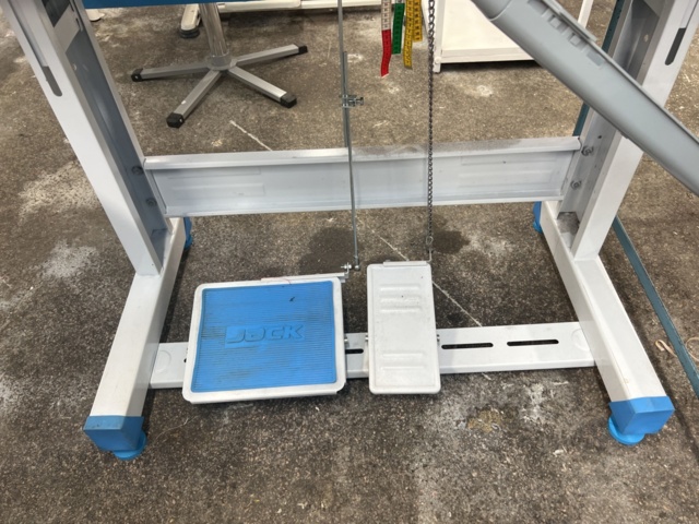 1052618-5 Sewing machine Jack E4-5-03/233