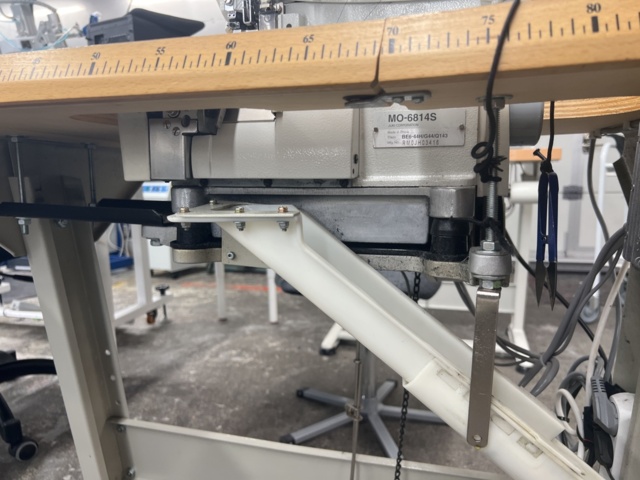 1052616-8 Sewing machine Juki MO-6814S