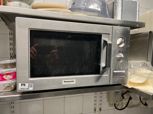 1052798-1 Microwave oven Panasonic NE-1027