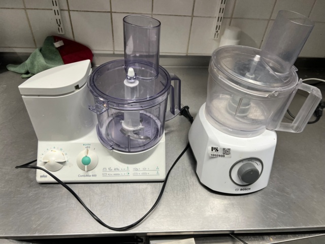 1052800-1 2 Braun/Bosch food processors