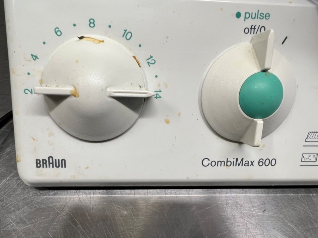 1052800-3 2 Braun/Bosch food processors