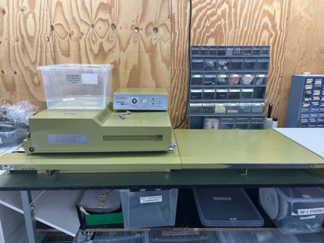 1052626-2 Summit Mini-Press SR-400