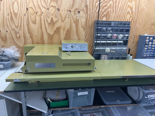 1052626-3 Summit Mini-Press SR-400