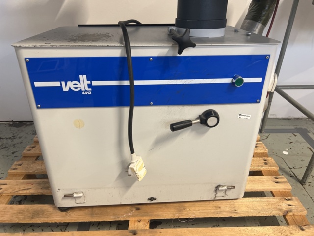 1116934-3 Ironing machine Veit 4413 -1983