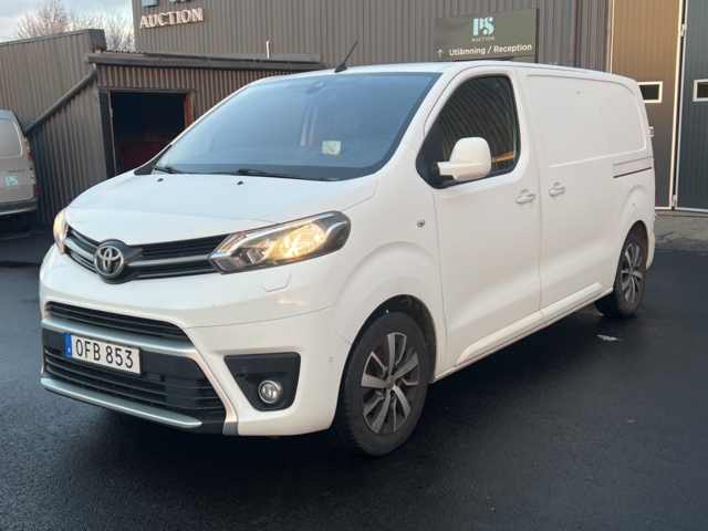 1117312-1 Toyota ProAce Van 1.6 D-4D - 2017