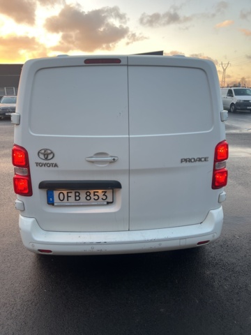 1117312-4 Toyota ProAce Van 1.6 D-4D - 2017