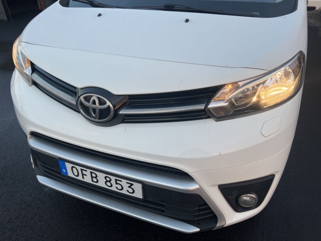 1117312-9 Toyota ProAce Van 1.6 D-4D - 2017