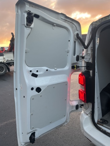 1117312-24 Toyota ProAce Van 1.6 D-4D - 2017