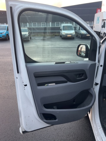 1117312-25 Toyota ProAce Van 1.6 D-4D - 2017