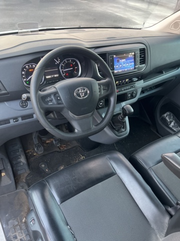 1117312-26 Toyota ProAce Van 1.6 D-4D - 2017