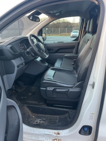 1117312-27 Toyota ProAce Van 1.6 D-4D - 2017
