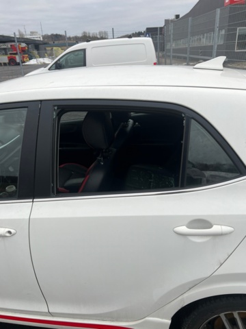 919694-8 Kia Picanto 1.0 T-GDI Manual, 100hp, 2018 (Repair item)