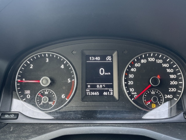 1116516-11 Volkswagen Caddy Van 2.0 TDI BlueMotion - 2018