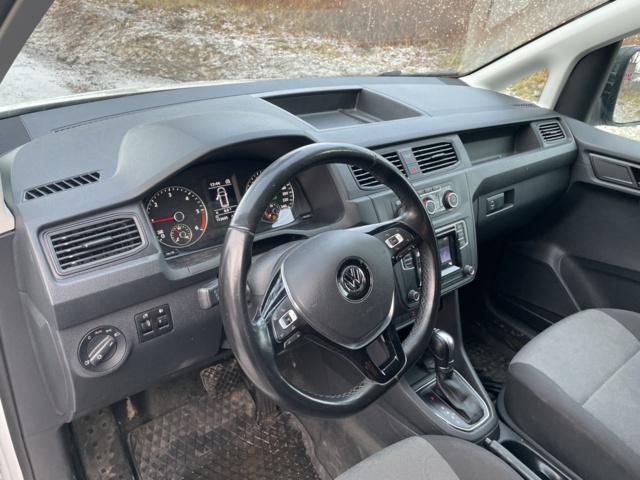 1116516-10 Volkswagen Caddy Van 2.0 TDI BlueMotion - 2018