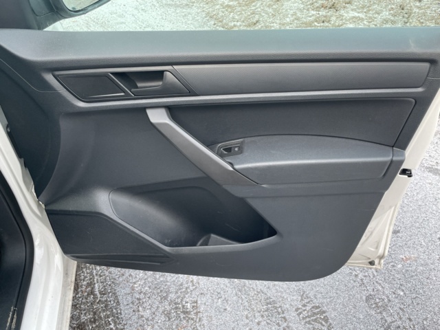 1116516-20 Volkswagen Caddy Van 2.0 TDI BlueMotion - 2018