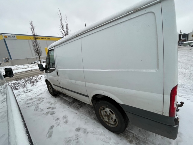 1123611-6 Ford Transit T330 2.4 TDCi AWD Manual, 140hp, 2011