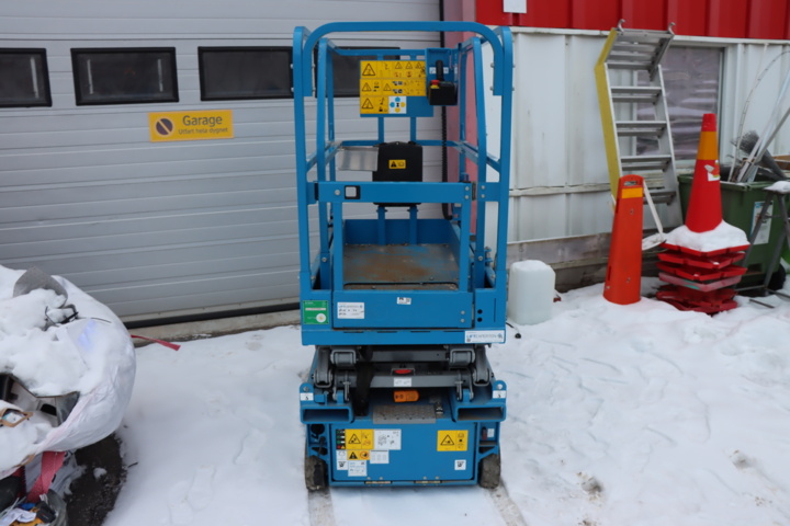 1034169-2 Scissor lift Genie GS-1432M (-22)