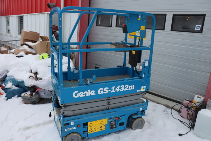 1034169-5 Scissor lift Genie GS-1432M (-22)