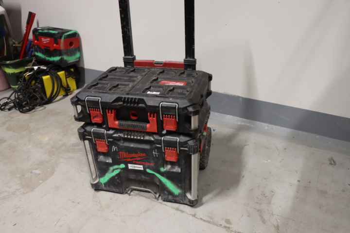 1034194-2 Milwaukee Packout Tool Cart