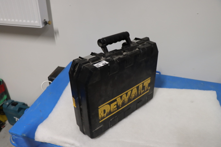 1034201-5 Hammer drill Dewalt D25324