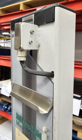 1099302-12 Protema electric lightweight lift