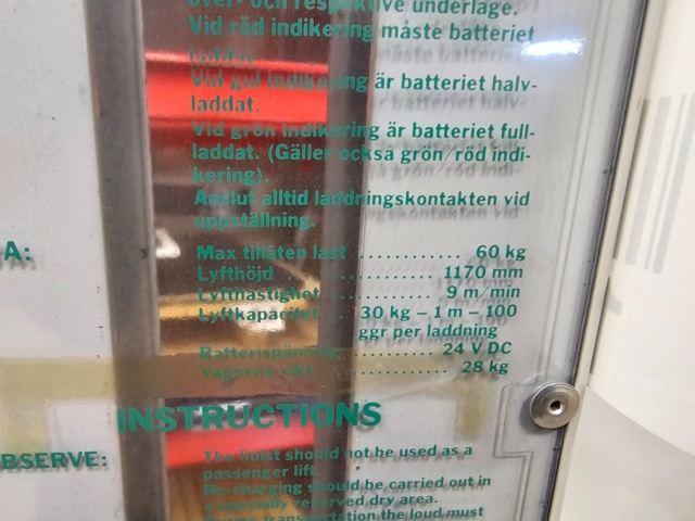 1099302-14 Protema electric lightweight lift