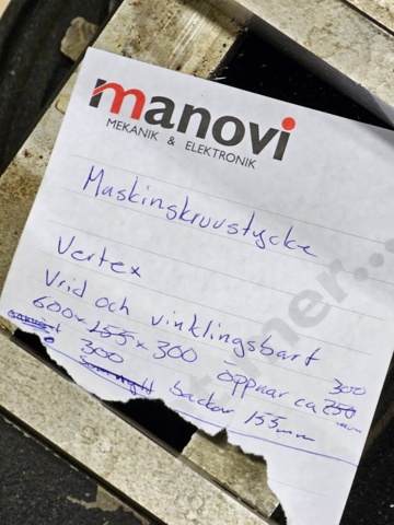 1099311-6 Vertex twist and tilt machine vise