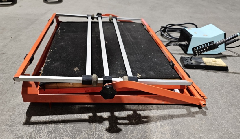 1119052-5 Weller soldering station