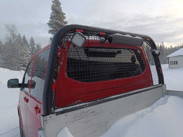 1000070-36 Volkswagen Transporter Double cab T28 2.5 TDI -2007