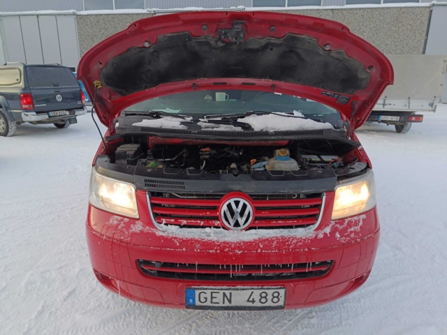 1000070-66 Volkswagen Transporter Double cab T28 2.5 TDI -2007