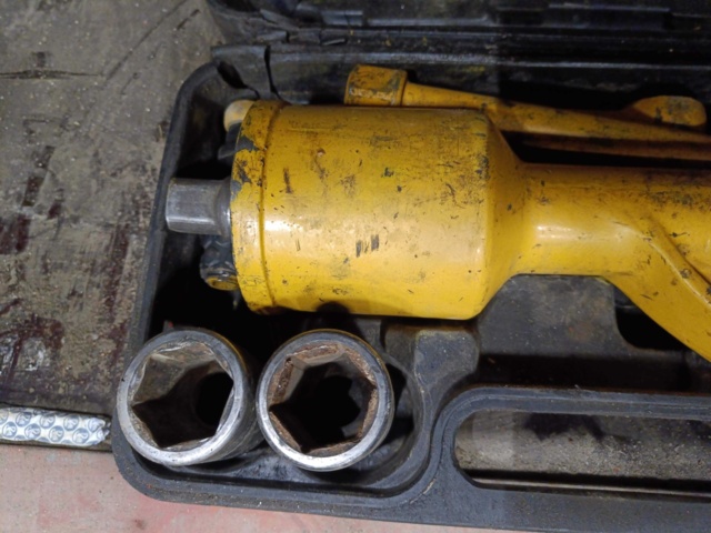 1000080-8 Column Jack, Torque Converter & Sleeve Kit