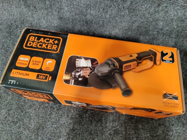 1126338-2 Angle grinder Black & Decker BCG720N-XJ 18V + Screwdriver Black & Decker BCD001C1-QW 18V