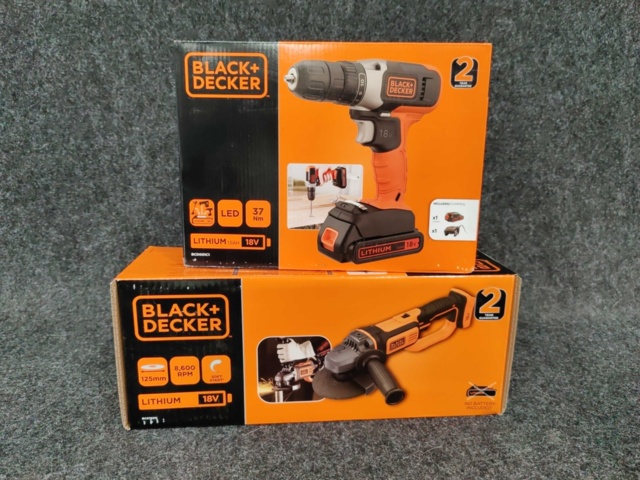 1126341-1 Angle grinder Black & Decker BCG720N-XJ 18V + Screwdriver Black & Decker BCD001C1-QW 18V