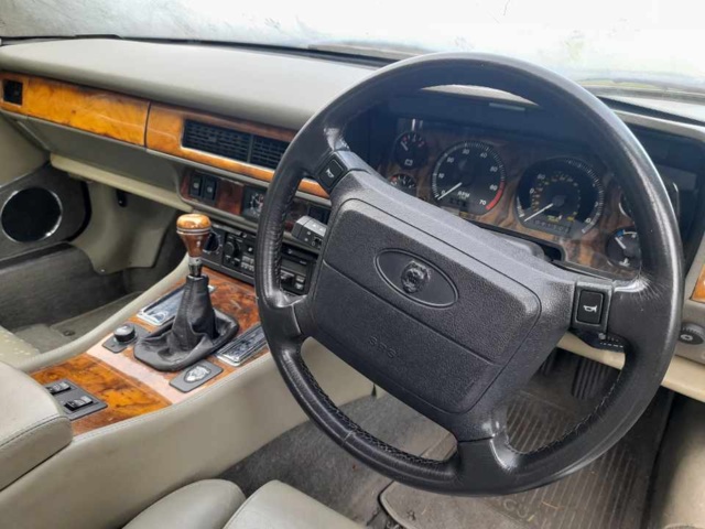 1028258-7 Jaguar XJS 4.0 Manual, 226hp, 1994