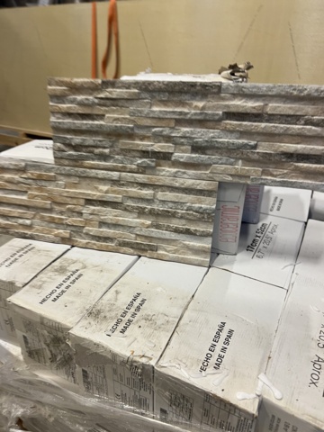 1126891-4 Decorative stone Behobia Beige, 17x57 cm, 21.36 sq.m