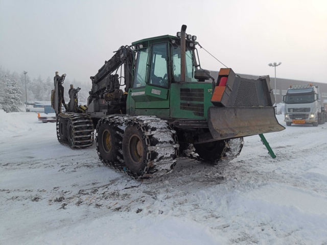 1000078-7 Tiller John Deer 1710D -2007